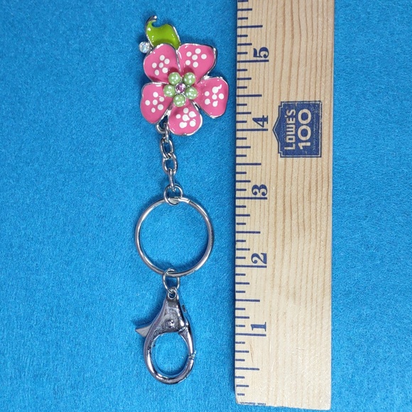 Pink Enameled Flower Purse Charm Keyring - Picture 5 of 5